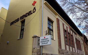 Visszaköltözik az Ezredév utcába a terhesgondozó