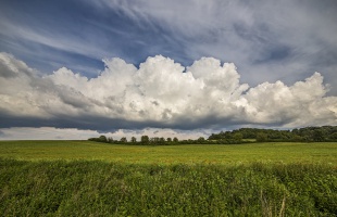 Marad a változékony, hűvös idő