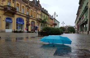 Elő az esernyőkkel!