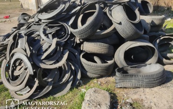 Lebuktak a nagybajomi gumiégetők, komoly büntetés vár rájuk