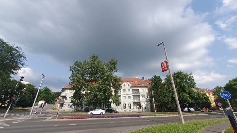 Érkeznek a felhők