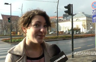 Néphang: Mennyit tervez költeni idén karácsonykor?