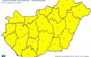 Zivatarok és felhőszakadás miatt adtak ki figyelmeztetést péntekre