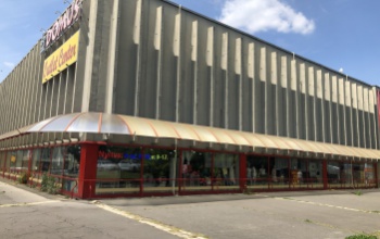 Széles választékkal, hatalmas kedvezményekkel várja vásárlóit az Outlet Áruház
