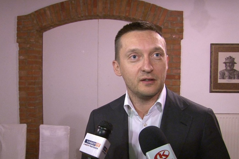 Rogán: további rezsicsökkentést!