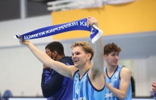 Távozott a KKK dán irányítója