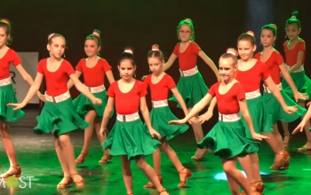 Látványsport '16 - Mikrokozmosz iskola: Egy szabad országért
