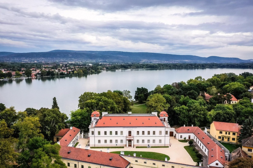 Tatai Esterházy-kastély Fotó: tataikastely.hu