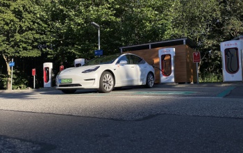 Újra igényelhető állami támogatás elektromos autók vásárlásához