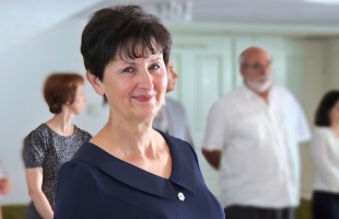 Élet a húszas terem bűvöletében