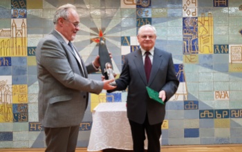 dr. Rostás Lászlót díjazta a Polgári Casino