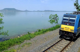 Gyorsabban járnak a vonatok a Balaton déli partján