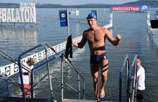 A leggyorsabban teljesítette a Balaton-átúszást a kaposvári 1.MCM-Diamant Adorján SE uszonyosúszója