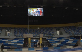 Kipróbáltuk a Kaposvár Aréna óriáskivetítőit