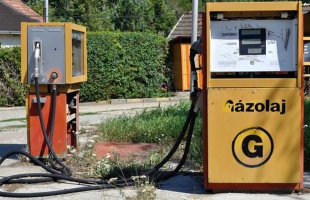 Most a gázolaj ára emelkedik szerdától