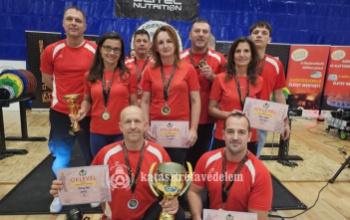 Valamennyi somogyi induló dobogóra állt az országos fekvenyomó-bajnokságon