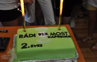 Így ünnepelte születésnapját a 2 éves Rádió Most