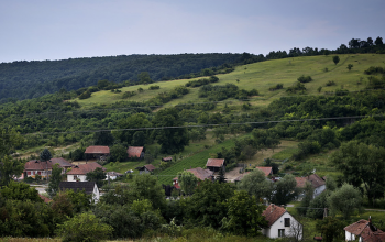 Neszményi: nem szűnnek meg a kistelepülések önkormányzatai
