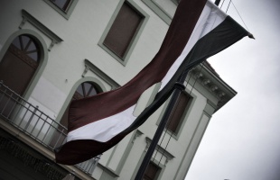 Nemzeti gyásznap: 61 éve támadt a magyar szabadságra a szovjet hadsereg