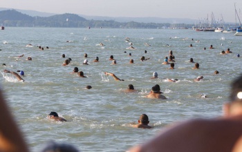 7500 lehet az idei Balaton-átúszás résztvevőinek száma