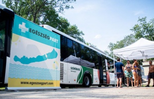 Egészségügyi szűrések a Balaton partján