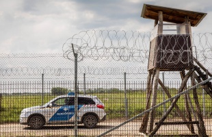 513 migránst fogtak a hétvégén