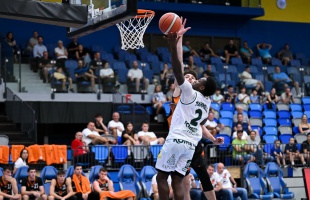 Egy hónappal előrébb hozták a KKK Szombathely elleni hazai meccsét