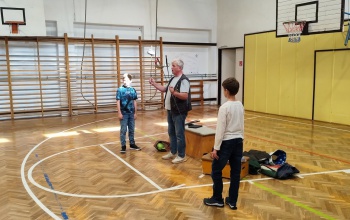 Olimpiai bajnok kardvívó látogatott a Kisfaludy Utcai Tagiskolába