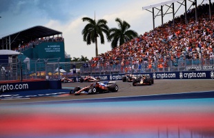 Viharveszély miatt három órával előrehozták a Miami Nagydíj rajtját
