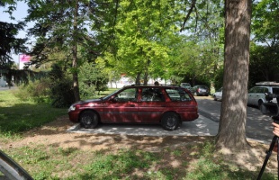 Bővült a szolgáltatóház előtti parkoló