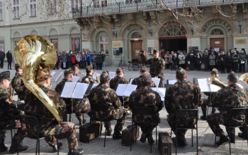 Bach szólt mindenkinek a belvárosban kaposváriaktól, a kaposváriaknak