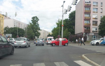 Elsodorta a kerékpárost