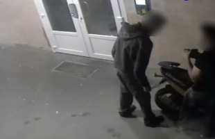 Feladták magukat az akkumulátor tolvajok