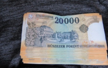Idős ismerősétől csalt ki pénzt egy nő