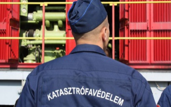 Elismeréseket vehetettek át a tűzoltók