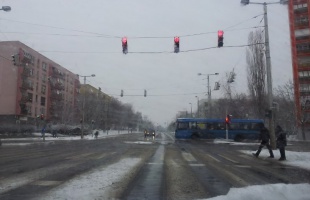 Havazás és szél miatti balesetveszély
