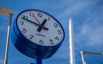 Vasárnap óraátállítás!