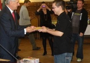 230 ezer állampolgársági kérelem érkezett