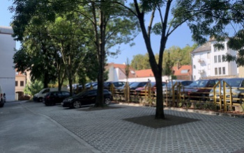 Elkészült a parkoló a Csokonai Vitéz Mihály utcai lakásoknál