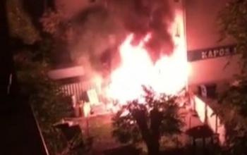 Hatalmas lángok csaptak fel a Kinizsi lakótelepen - videó