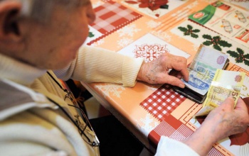 Hamarabb érkezik a decemberi nyugdíj
