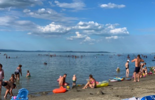 A legtöbb balatoni strandon kiváló vagy jó a vízminőség