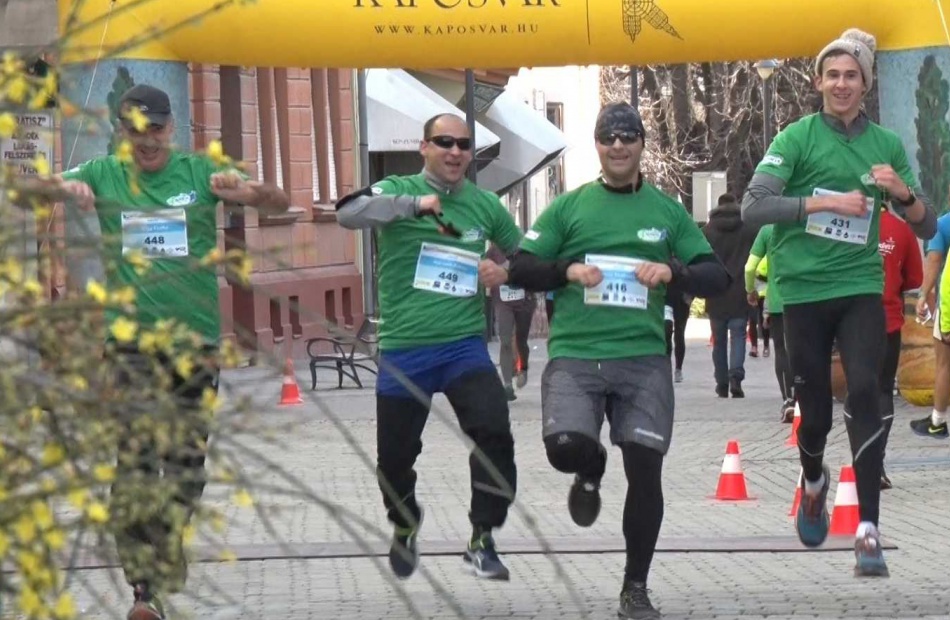 Lázár séf is leküzdötte Kaposvár dombjait a félmaratonon