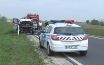 Kigyulladt egy betegszállító jármű