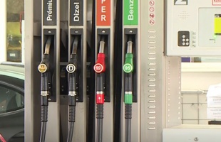 A kormány felhívására szerdától ismét csökkent a benzin és a gázolaj ára