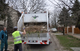 Zöld (bio) hulladékot gyűjtenek hétfőn