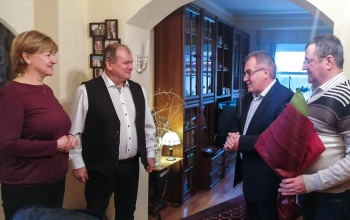 Meglátogatták díszpolgárukat a kaposfürediek