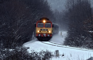 Ünnepi menetrend szerint járnak majd a vonatok és a távolsági buszok