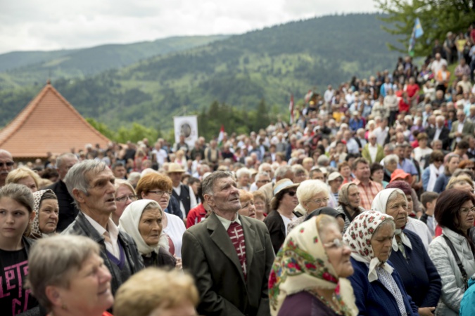 Állhatatosan - évszázadokon át