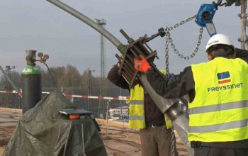 Így feszítik a pászmákat - videó